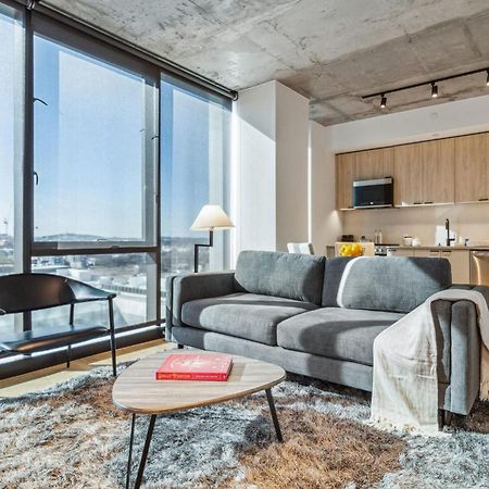 Contemporary City Living Apartments In 내슈빌 외부 사진